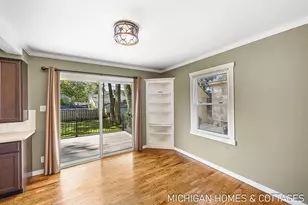 52 W 27th St, Holland, MI 49423 - Photo 10