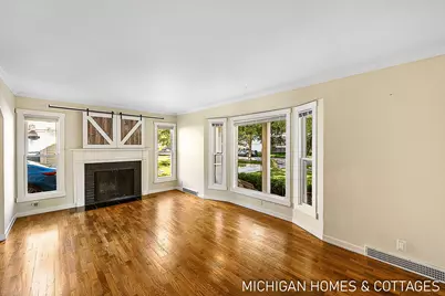 52 W 27th Street, Holland, MI 49423 - Photo 4