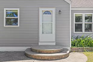 5806 Lake Michigan Dr, Allendale, MI 49401 - Photo 4