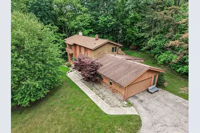 540 Roundtree Drive NE, Ada, MI 49301 - Photo 4