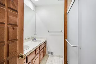 540 Roundtree Dr NE, Ada, MI 49301 - Photo 32
