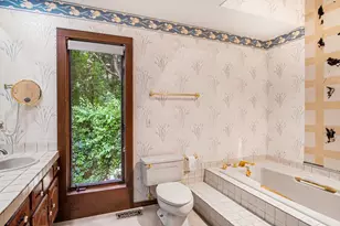 540 Roundtree Dr NE, Ada, MI 49301 - Photo 22