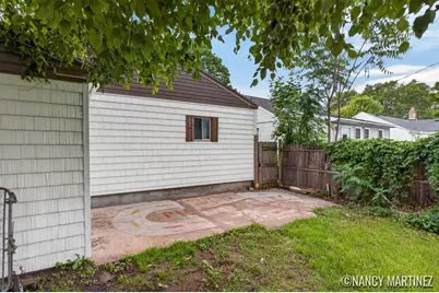 853 California Street NW, Grand Rapids, MI 49504 - Photo 24