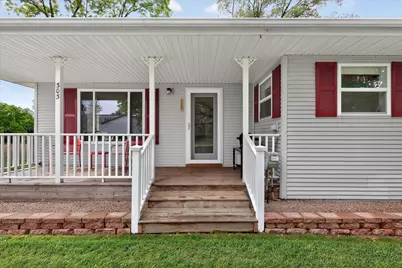 303 W Walnut Street, Stanton, MI 48888 - Photo 6