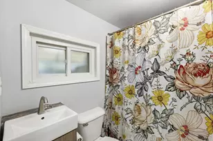 137 Holly St SW, Grand Rapids, MI 49548 - Photo 18