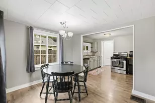 137 Holly St SW, Grand Rapids, MI 49548 - Photo 10