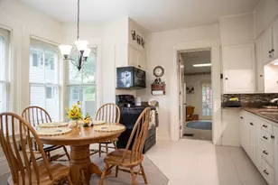 112 E Maple St, Vicksburg, MI 49097 - Photo 12