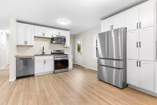 158 Saratoga Ave, Battle Creek, MI 49037 - Photo 6