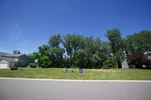 349 Creekside Dr, Coopersville, MI 49404 - Photo 1