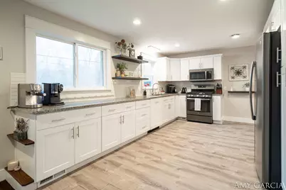 6387 Cascade Road SE, Grand Rapids, MI 49546 - Photo 16