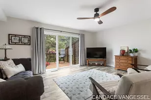 699 Sun Chase Dr, Holland, MI 49424 - Photo 2