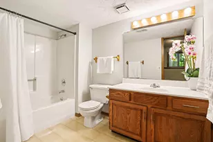 337 Horseshoe Ct, Plainwell, MI 49080 - Photo 18