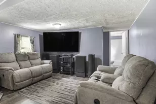 3211 Wood Duck Dr, Sheridan, MI 48884 - Photo 2