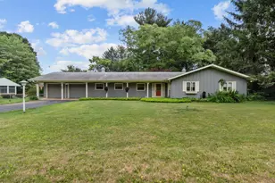 1005 Sassafras Ln, Niles, MI 49120 - Photo 1