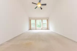 4663 Rosewood Ln, West Bloomfield, MI 48323 - Photo 46