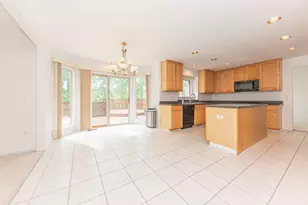 4663 Rosewood Ln, West Bloomfield, MI 48323 - Photo 28