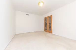 4663 Rosewood Ln, West Bloomfield, MI 48323 - Photo 14