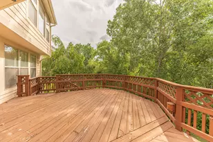 4663 Rosewood Ln, West Bloomfield, MI 48323 - Photo 4