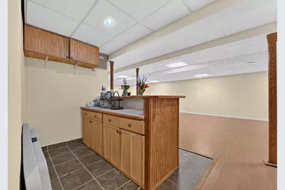 24381 Elmhurst Avenue, Farmington Hills, MI 48336 - Photo 36