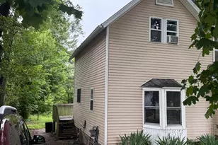 303 Rathburn, Howard City, MI 49329 - Photo 4