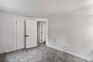 1030 Harding St NW, Grand Rapids, MI 49544 - Photo 14