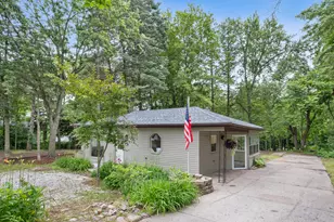 1030 Harding St NW, Grand Rapids, MI 49544 - Photo 22
