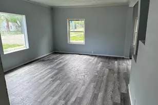 327 N Robinson St, Schoolcraft, MI 49087 - Photo 6