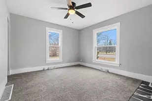365 White Pigeon St, Constantine, MI 49042 - Photo 10