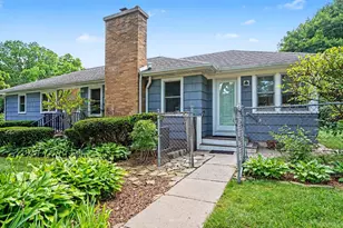 130 Worden Ave, Ann Arbor, MI 48103 - Photo 2