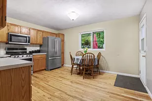 1725 Kreft St NE, Grand Rapids, MI 49525 - Photo 6