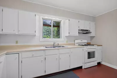 1123 N Clark Street, Albion, MI 49224 - Photo 8