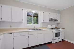 1123 N Clark St, Albion, MI 49224 - Photo 8