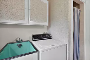 1123 N Clark St, Albion, MI 49224 - Photo 12