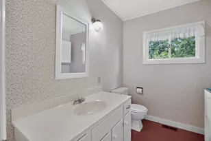1123 N Clark St, Albion, MI 49224 - Photo 10
