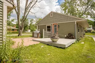 2631 Richards Dr SE, Grand Rapids, MI 49506 - Photo 44