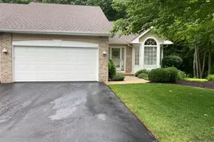 135 Rose Ct, Battle Creek, MI 49015 - Photo 2