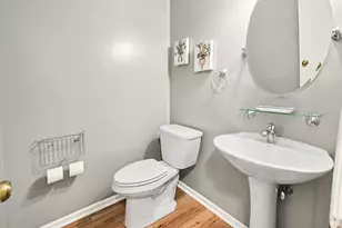2121 Timberview Dr NE, Grand Rapids, MI 49525 - Photo 20