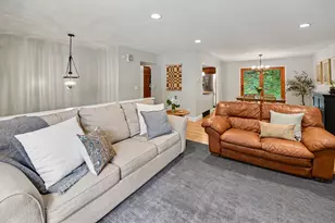 2121 Timberview Dr NE, Grand Rapids, MI 49525 - Photo 4