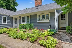 3702 Meadow Ln, Saline, MI 48176 - Photo 2