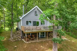10911 Woodbrook Dr, Cement City, MI 49233 - Photo 4