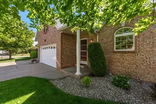 2960 Bentbrooke Dr, Holland, MI 49424 - Photo 4
