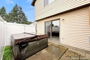 2304 Brookfarm Ct SE, Grand Rapids, MI 49508 - Photo 34