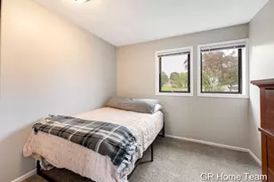 2304 Brookfarm Ct SE, Grand Rapids, MI 49508 - Photo 24