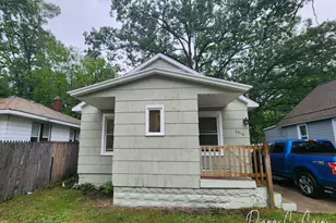 2818 Riordan St, Muskegon Heights, MI 49444 - Photo 2