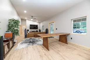 30996 22nd St, Kalamazoo, MI 49009 - Photo 8