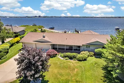 909 Tostenabe Lane, Muskegon, MI 49445 - Photo 6