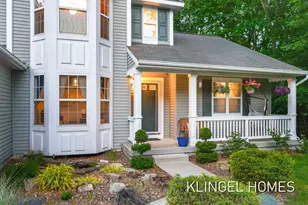 14936 Woodacre Ct, Grand Haven, MI 49417 - Photo 2