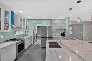 707 Lowell Ave, Jackson, MI 49202 - Photo 4