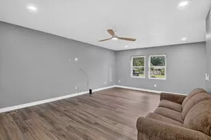 707 Lowell Ave, Jackson, MI 49202 - Photo 12
