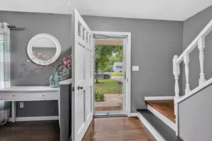 2731 Valley Dr, Ann Arbor, MI 48103 - Photo 4